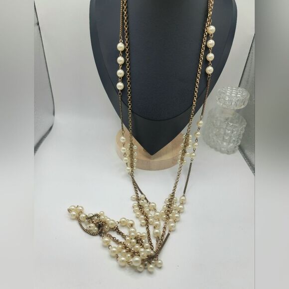 Vintage double gold chain with pearl clusters - Picture 3 of 7